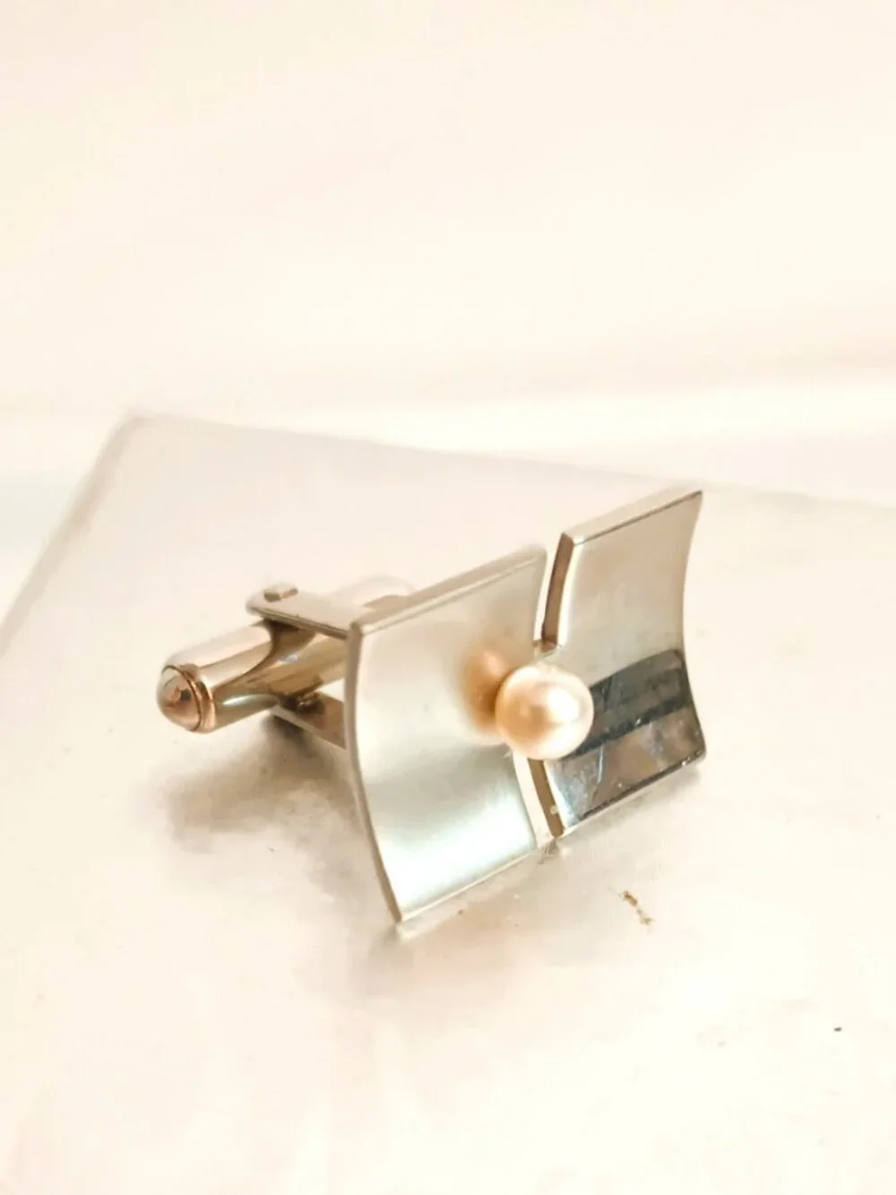 Silver Rectangle Scoop Pearl Cufflinks